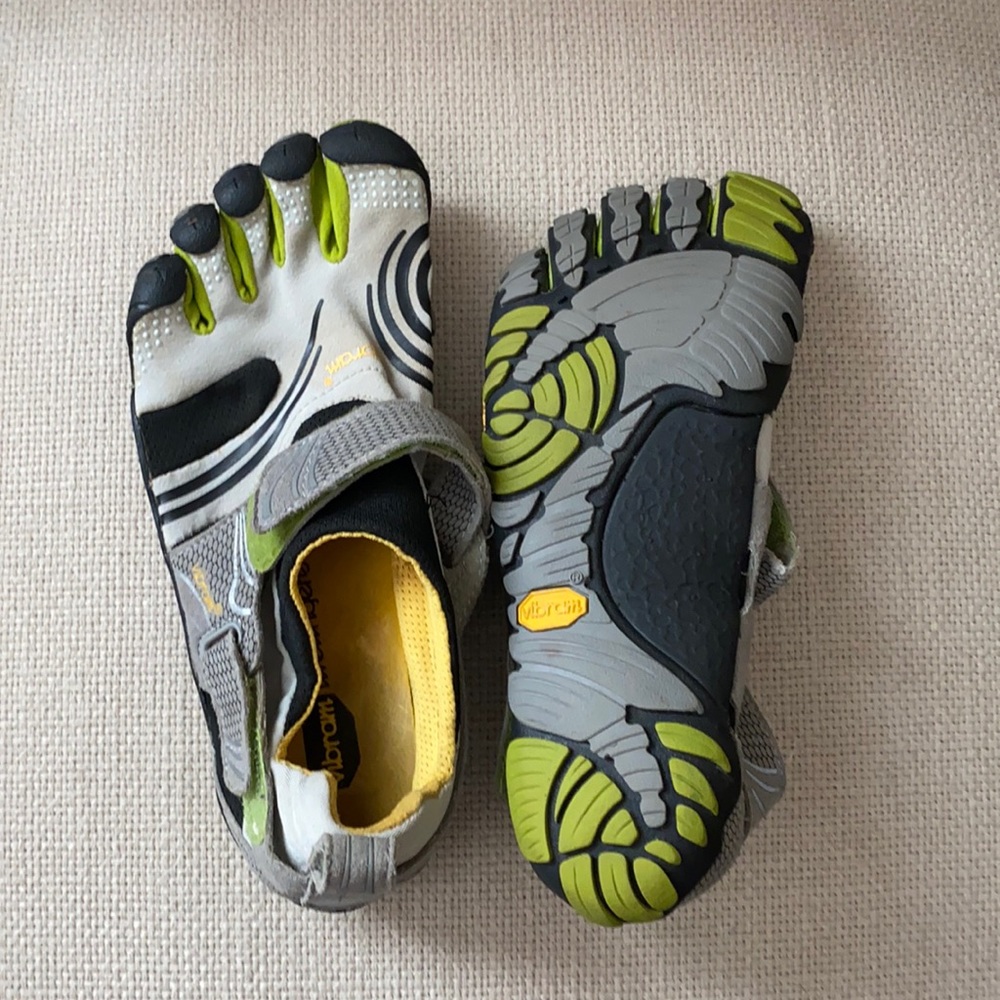 Vibram Five Fingers barefoot shoes